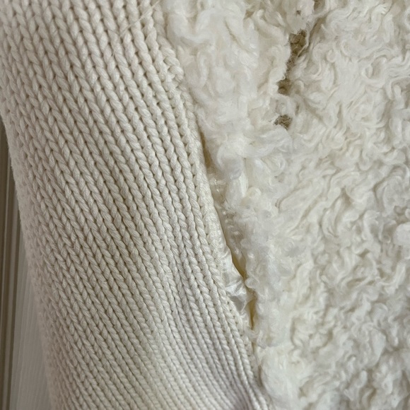 White Sherpa Faux Fur Open Vest - Picture 6 of 15